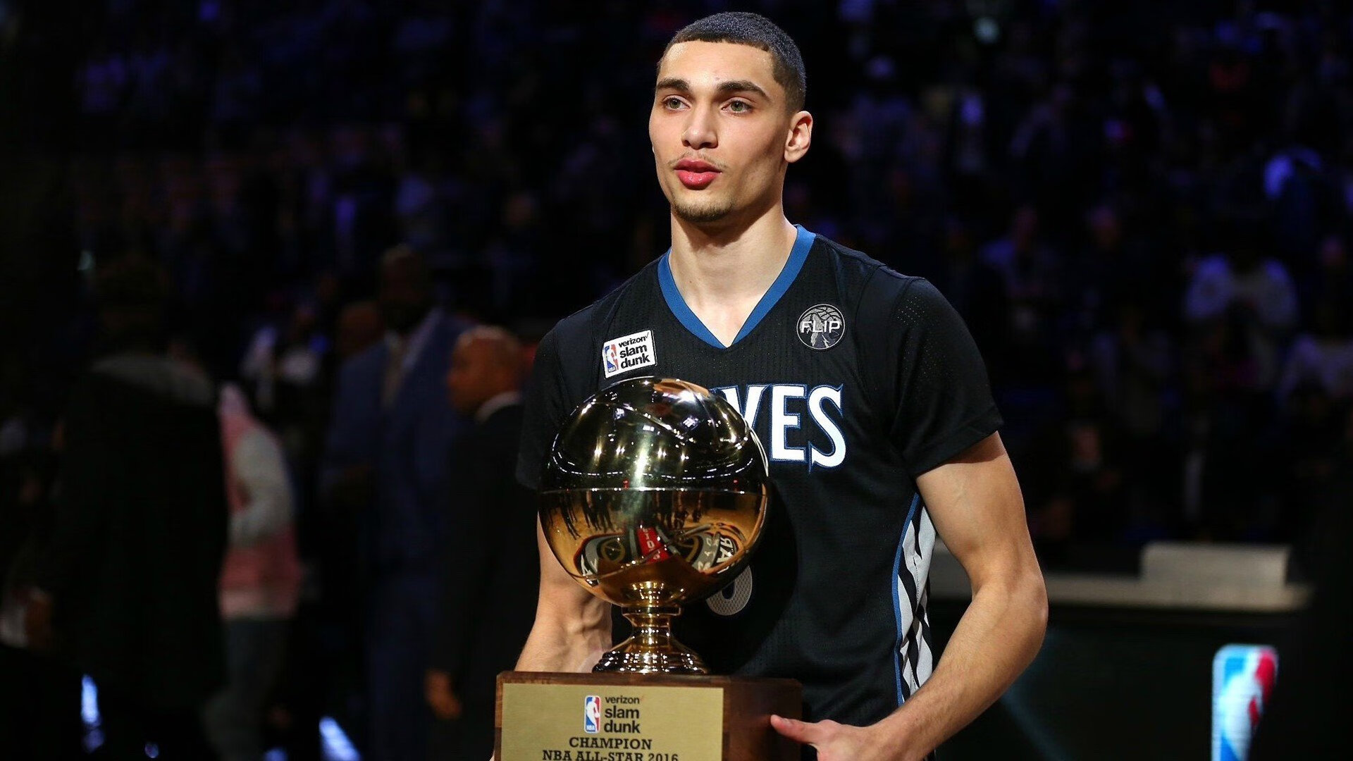 全景追踪：最难的赛段、最刺激的超车瞬间，全景快讯